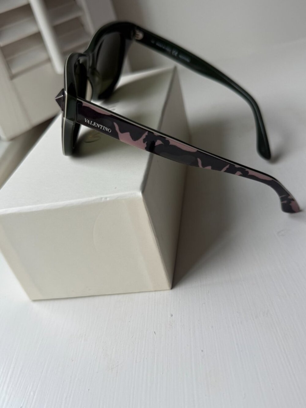 Valentino Rock Stud Sunglasses with case and box MSRP $515 - Picture 3 of 11